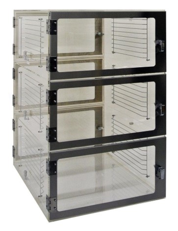 What are the 5 benefits to using a desiccator cabinet?